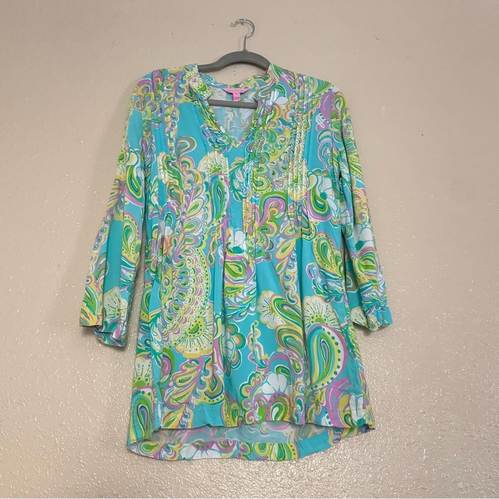 Lilly Pulitzer Tunic Top Sarasota Shorely Blue Pastel Pleated V Neck Sz Medium